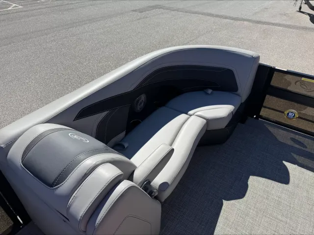 Boat Thumbnail 14