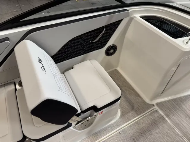 Boat Thumbnail 10