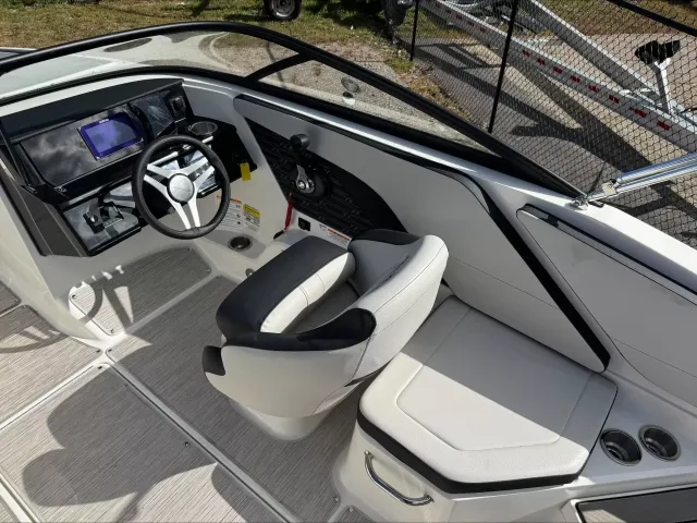 Boat Thumbnail 8