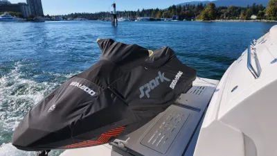 Pre-Owned 2015 Sea ray 510 Fly for Sale | Vancouver, BC | M&P Yacht Centre | 6aa84814947bd62dbb023813