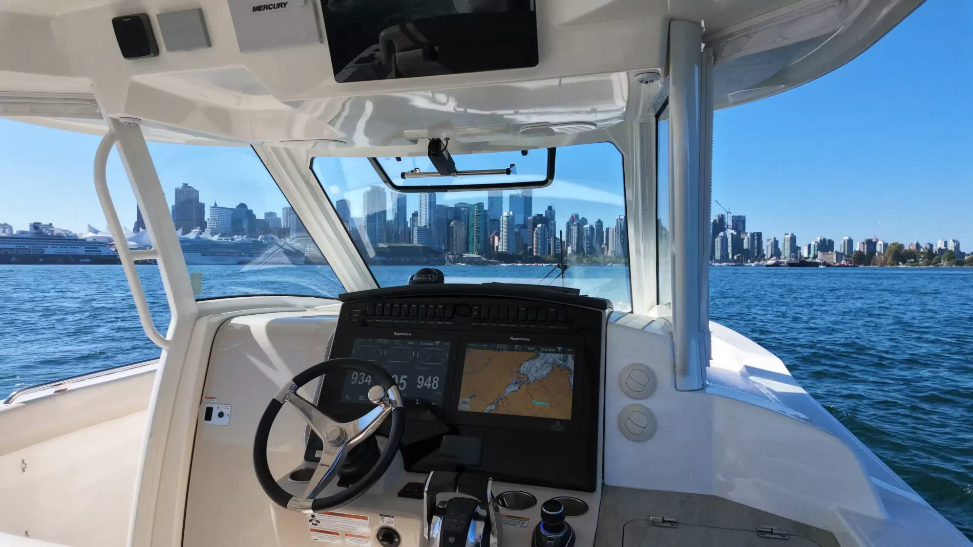 Pre-Owned 2018 Boston whaler 350 Realm for Sale | Vancouver, BC | M&P Yacht Centre | 6aac4231ecabd340f90bec18