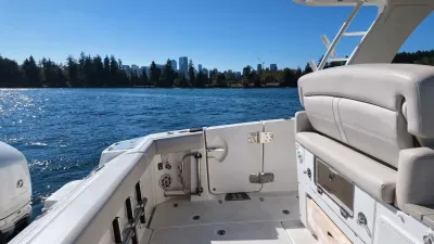 Pre-Owned 2018 Boston whaler 350 Realm for Sale | Vancouver, BC | M&P Yacht Centre | 6aac4231ecabd340f90bec18