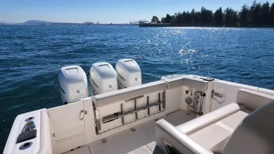 Pre-Owned 2018 Boston whaler 350 Realm for Sale | Vancouver, BC | M&P Yacht Centre | 6aac4231ecabd340f90bec18
