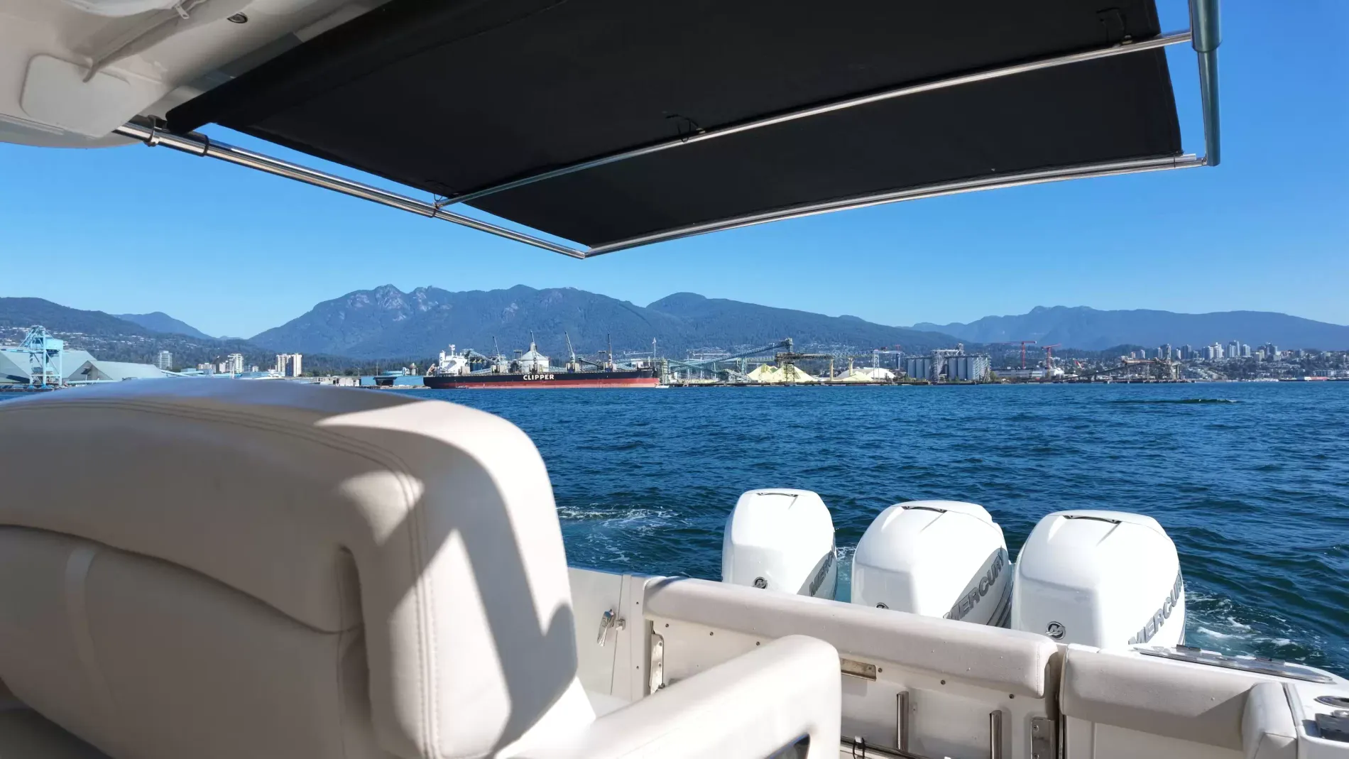 Pre-Owned 2018 Boston whaler 350 Realm for Sale | Vancouver, BC | M&P Yacht Centre | 6aac4231ecabd340f90bec18
