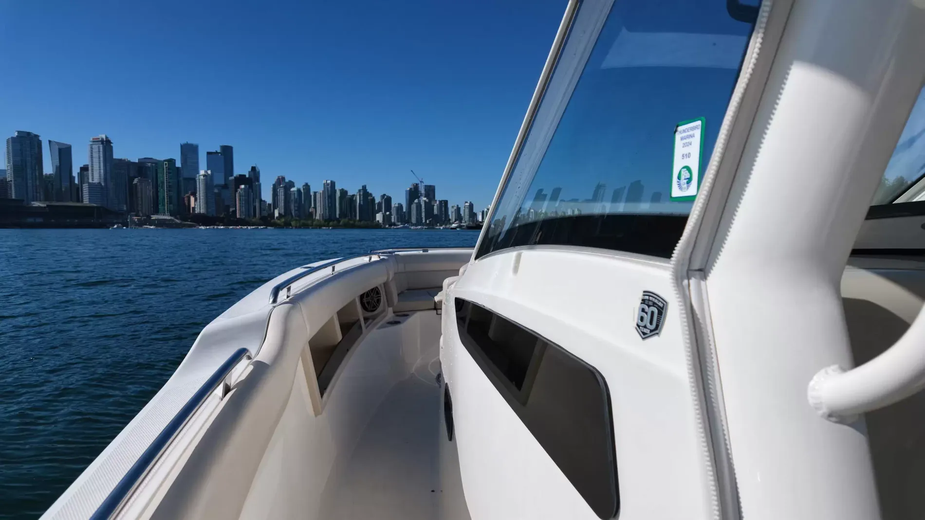 Pre-Owned 2018 Boston whaler 350 Realm for Sale | Vancouver, BC | M&P Yacht Centre | 6aac4231ecabd340f90bec18