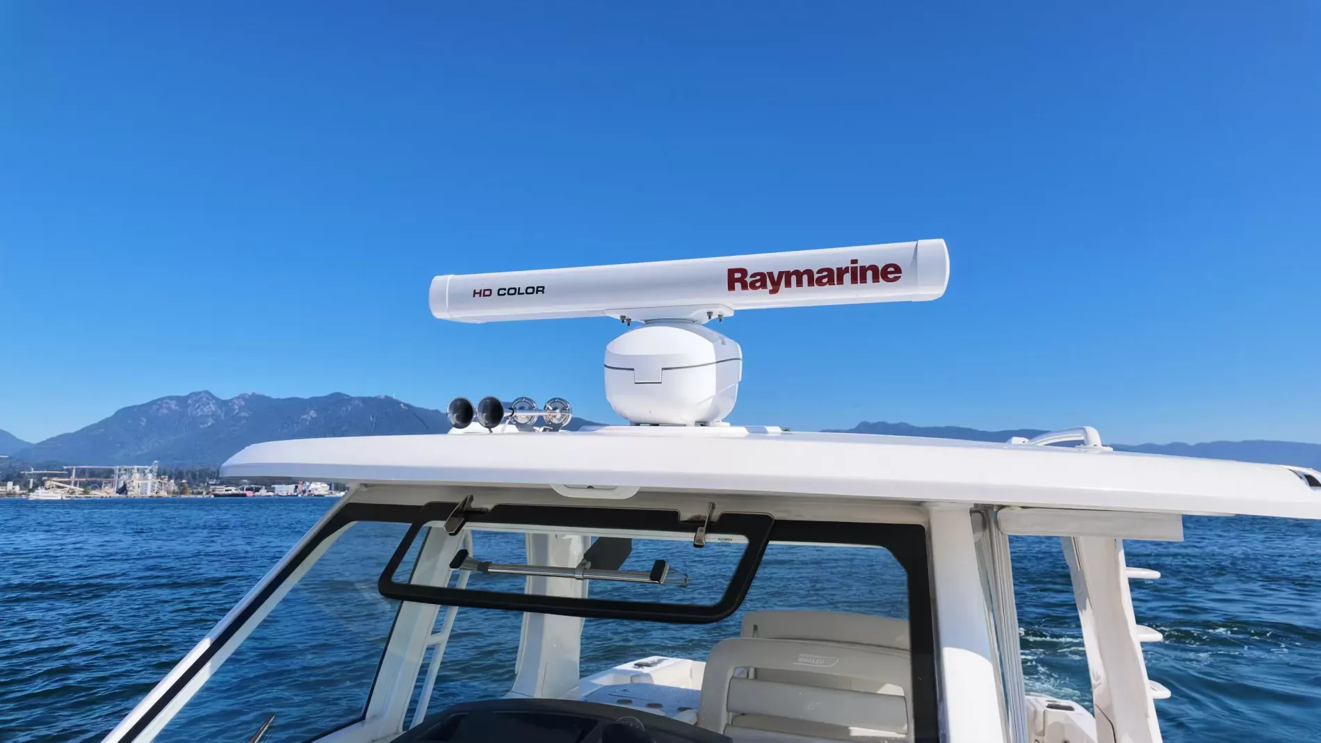 Pre-Owned 2018 Boston whaler 350 Realm for Sale | Vancouver, BC | M&P Yacht Centre | 6aac4231ecabd340f90bec18