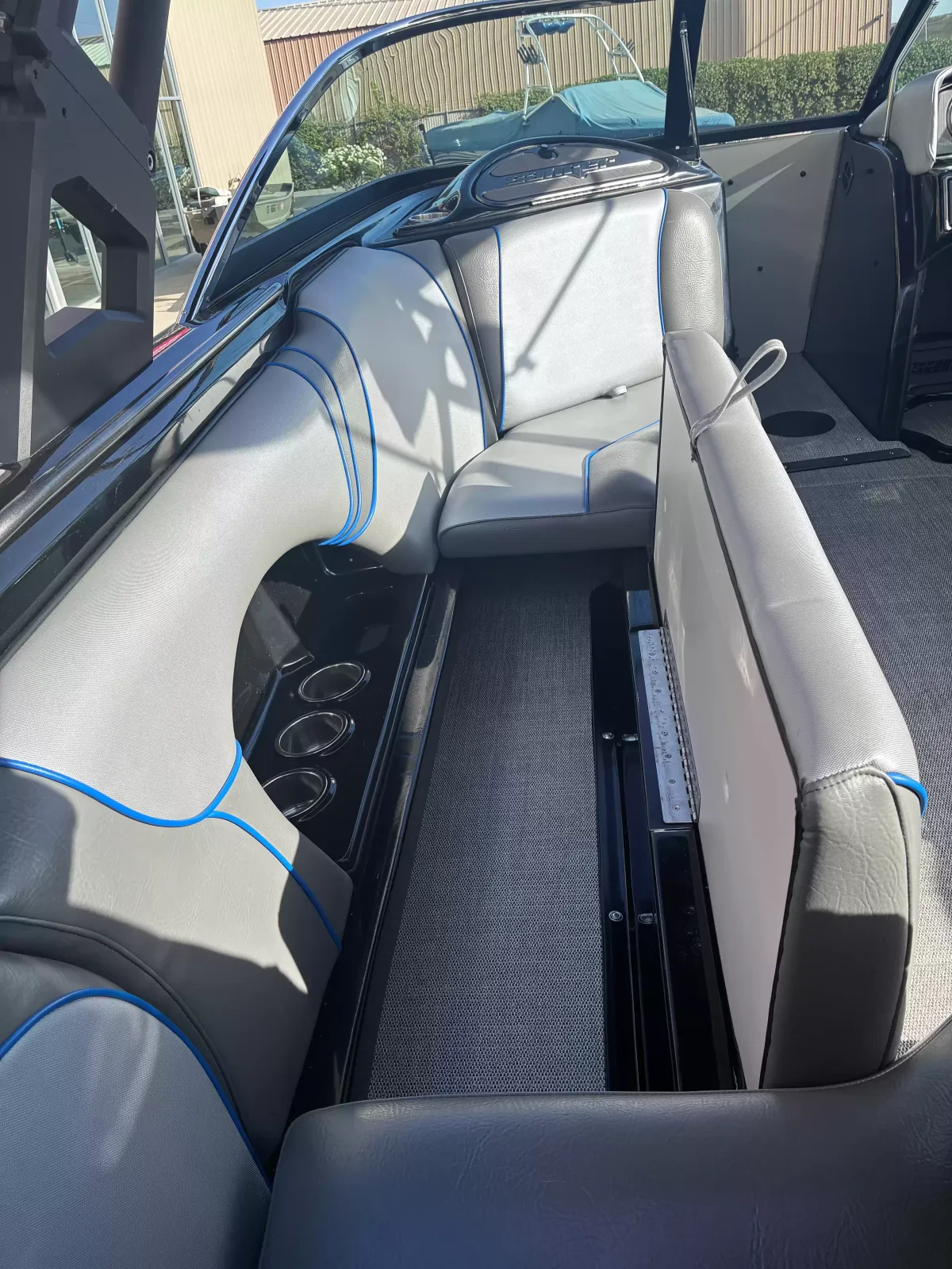 2024 Sanger V237 XTZ-17