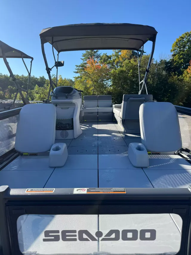Boat Thumbnail 5