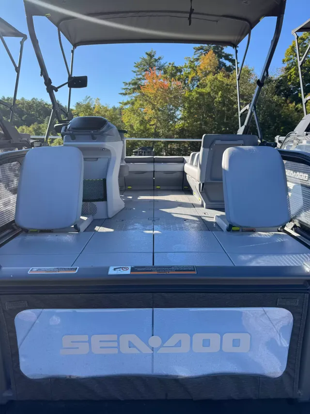 Boat Thumbnail 3