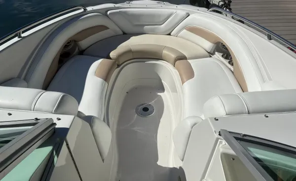 2008 Crownline 240 LS detail image 14