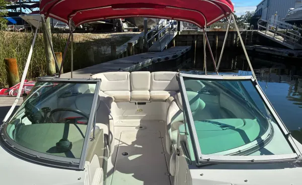 2008 Crownline 240 LS detail image 15