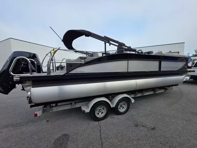 Boat Thumbnail 3