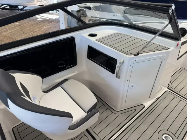 Boat Thumbnail 7