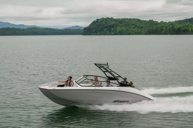 Boat Thumbnail 30