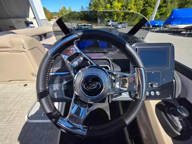 Boat Thumbnail 16