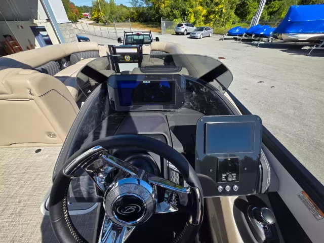 Boat Thumbnail 12