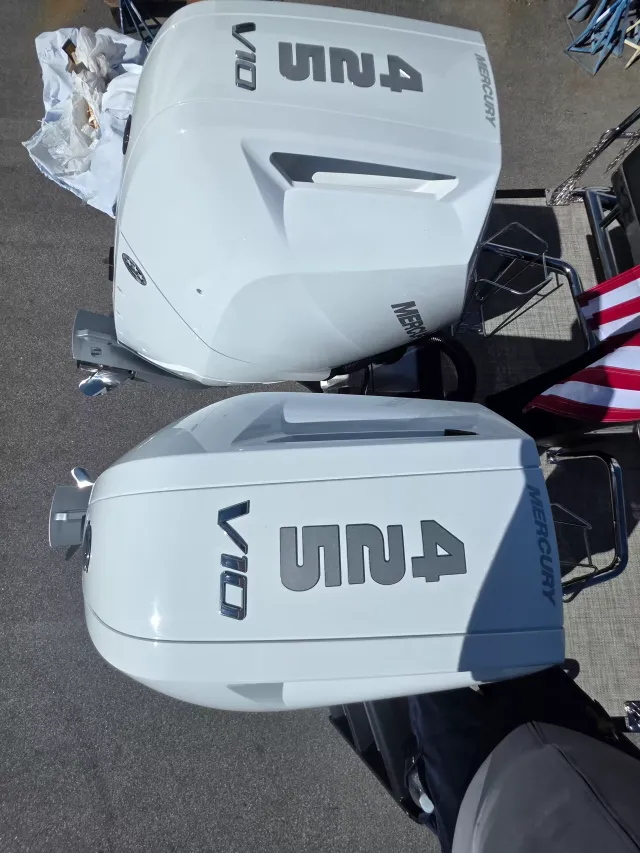 Boat Thumbnail 25