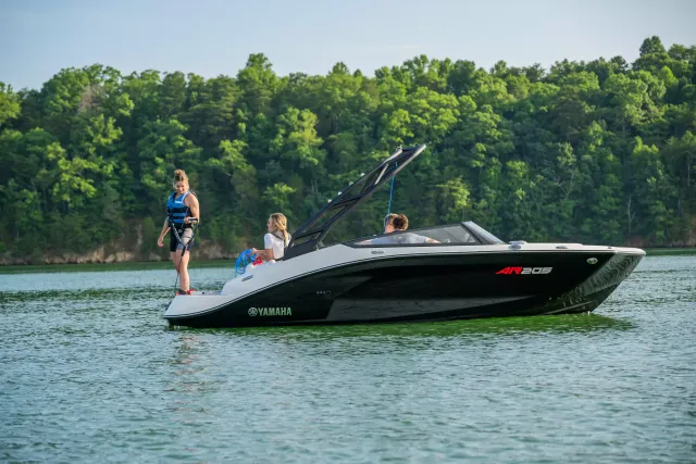 Boat Thumbnail 4