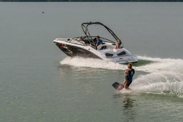 Boat Thumbnail 3