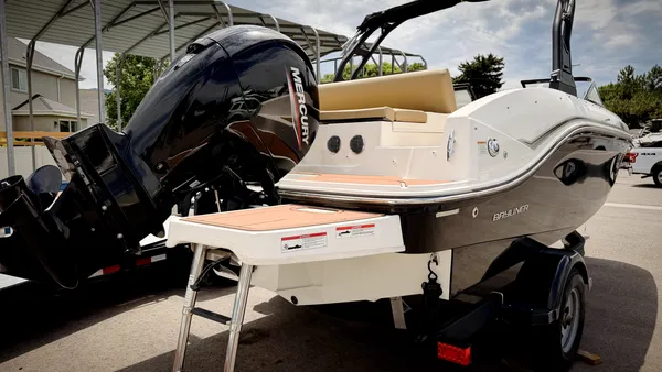 boat-detail-slider-thumb-2