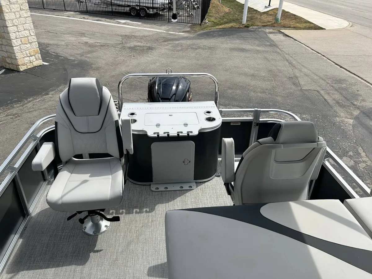 dummy-boat-img