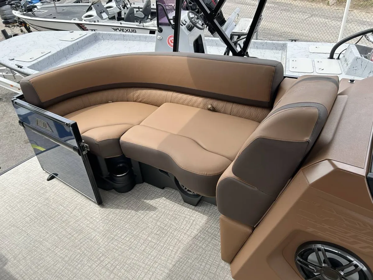 dummy-boat-img
