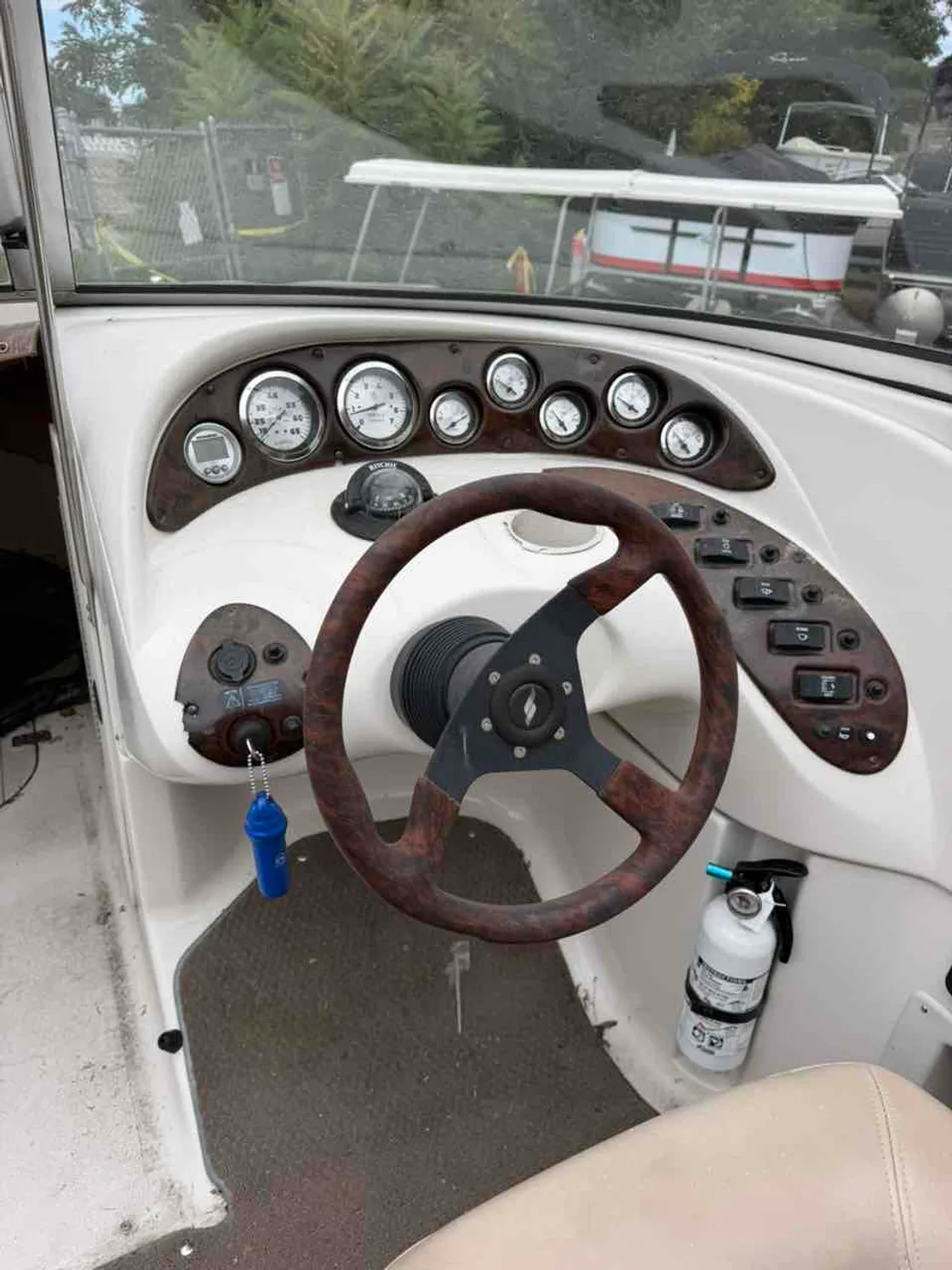 dummy-boat-img