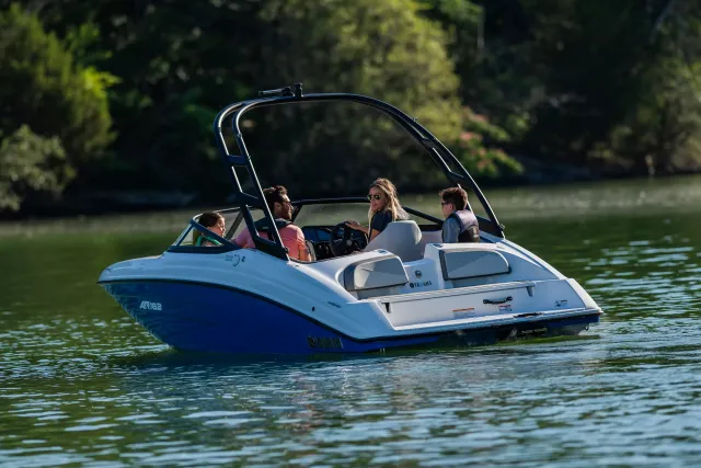 Boat Thumbnail 4