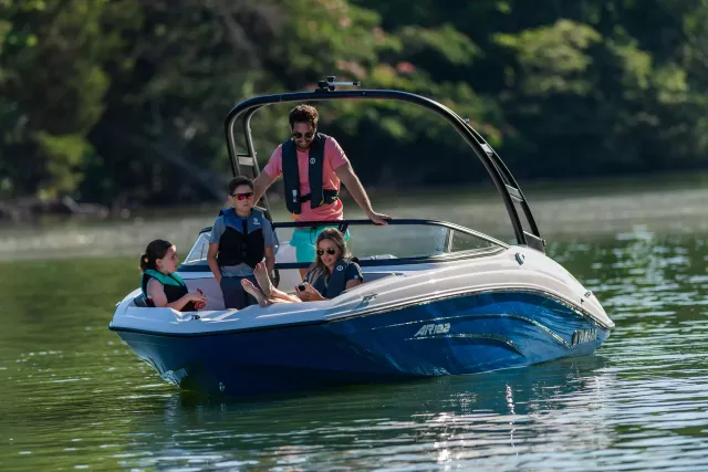 Boat Thumbnail 5