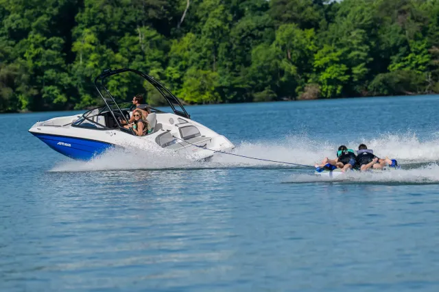 Boat Thumbnail 7