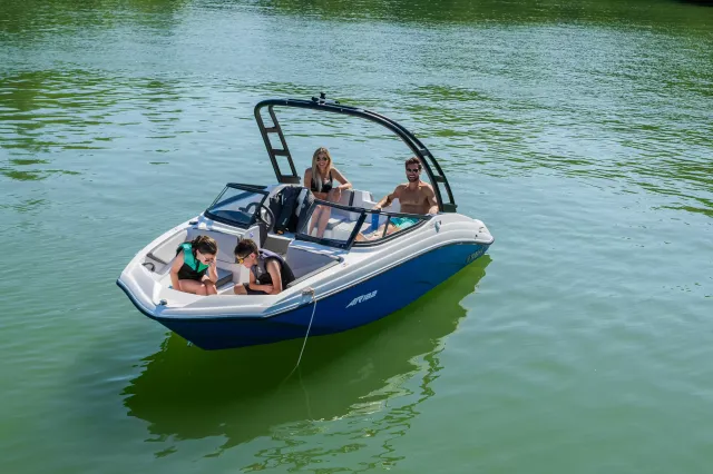 Boat Thumbnail 8