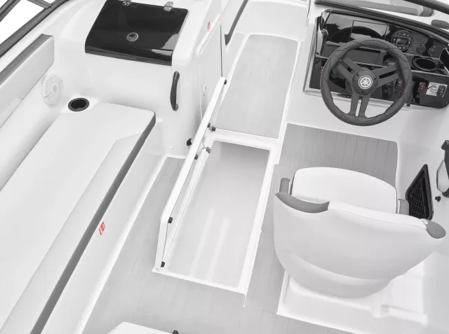 Boat Thumbnail 23