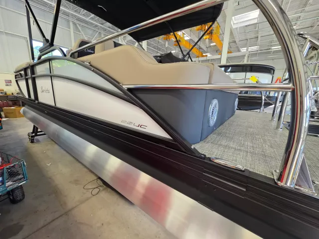Boat Thumbnail 4