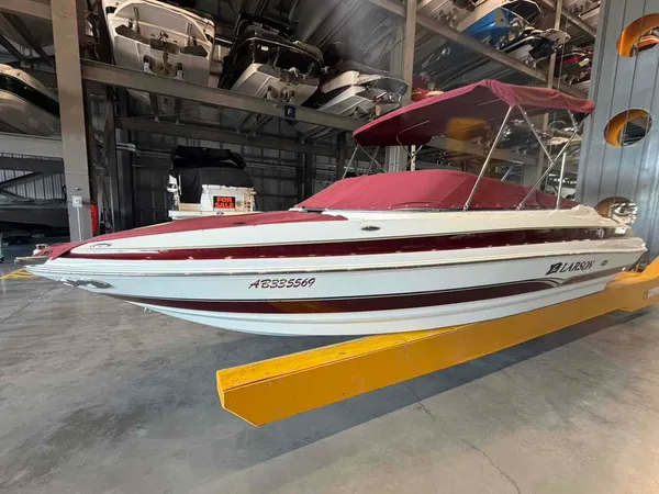 2005 Larson LXI208-24