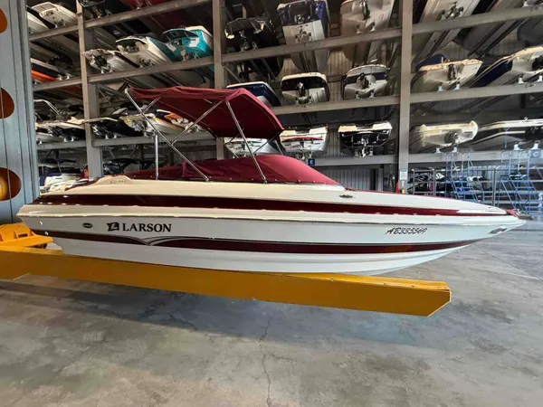 2005 Larson LXI208-28