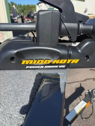 2017 Tracker Pro Guide V16 SC-16