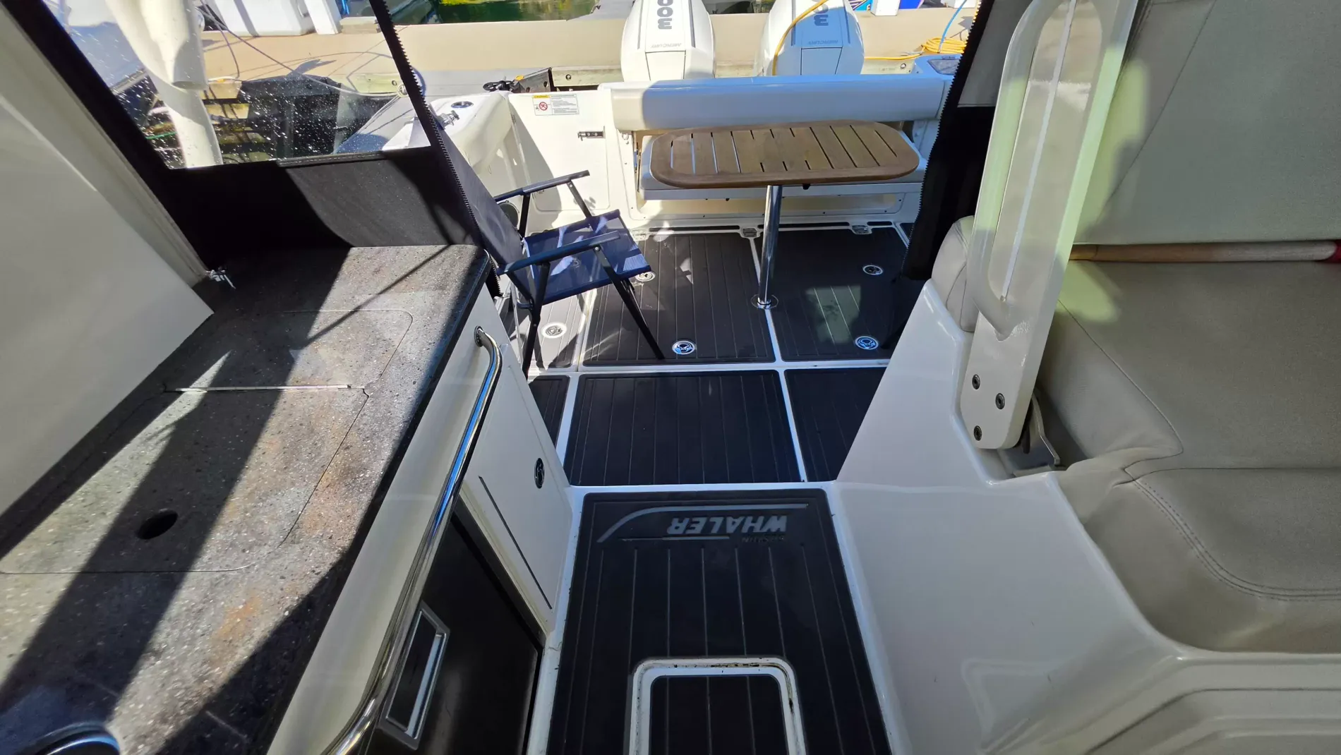 Pre-Owned 2021 Boston whaler 325 Conquest for Sale | Vancouver, BC | M&P Yacht Centre | 6abb3bb4a73705bda102e70e