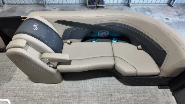 2027 Barletta Cabrio 22UC-27