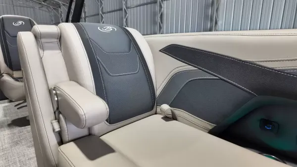 2027 Barletta Cabrio 22UC-23