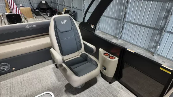 2027 Barletta Cabrio 22UC-49