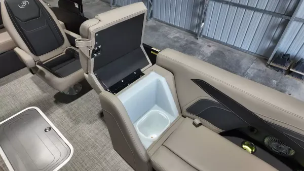 2027 Barletta Cabrio 22UC-25