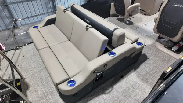 2027 Barletta Cabrio 22UC-57