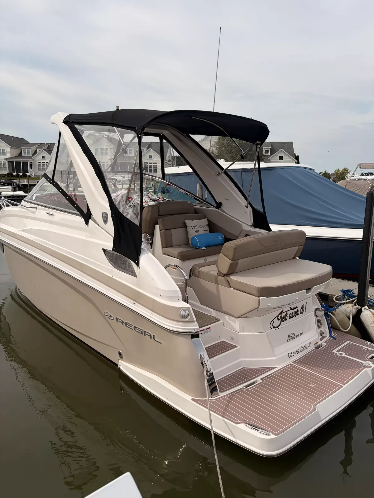 dummy-boat-img