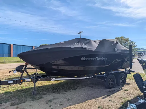 2024 Mastercraft XT20