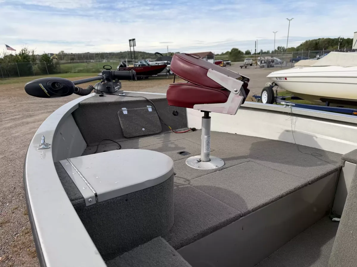 boat-carouselImage-image