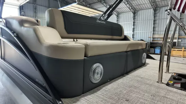 2027 Barletta Cabrio 22U-61