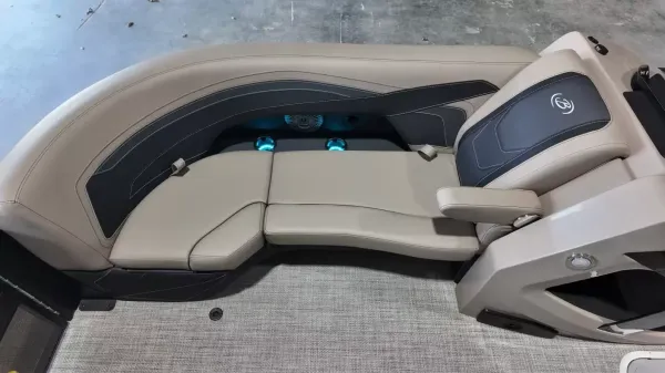 2027 Barletta Cabrio 22U-31