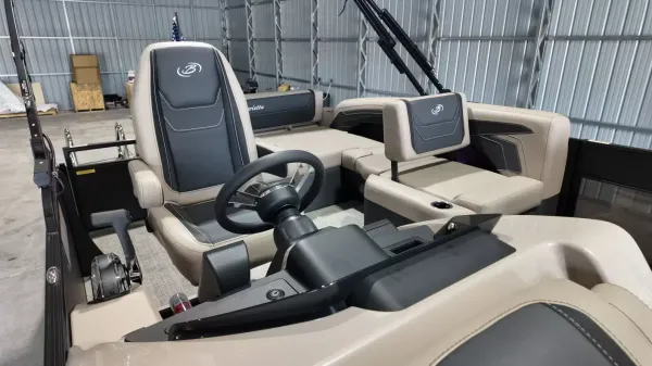 2027 Barletta Cabrio 22U-39