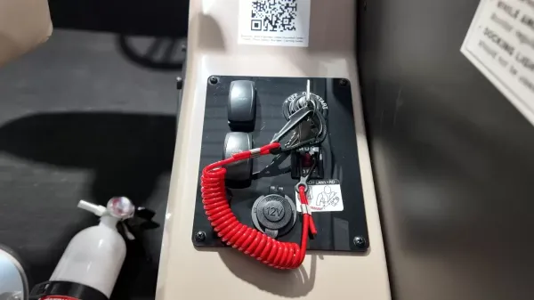 2027 Barletta Cabrio 22U-49