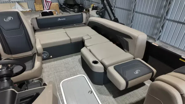 2027 Barletta Cabrio 22U-58